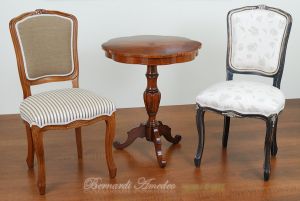 SE09 L2 Two-tone lacquered Parisian chair with upholstered seat and back 07